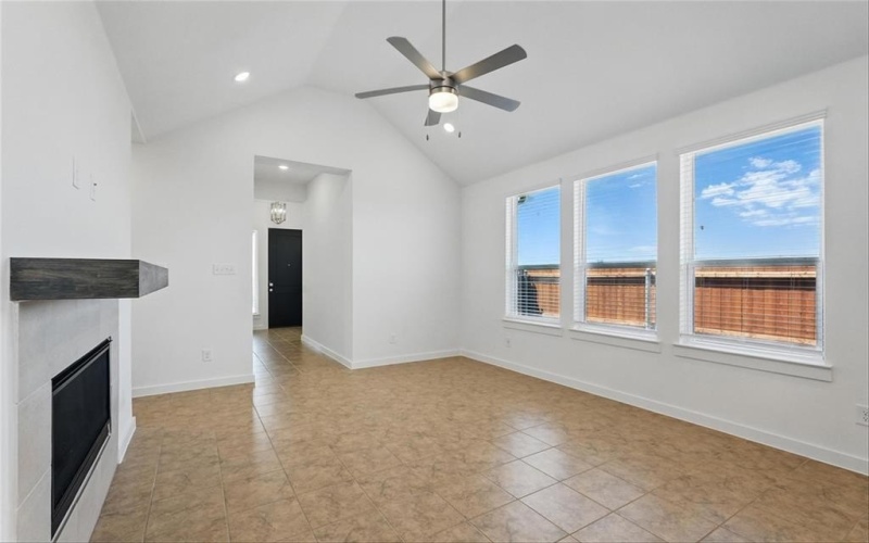 3928 Bison Lane, Heartland, TX 75126, 3 Bedrooms Bedrooms, ,2 BathroomsBathrooms,Residential,For Sale,3928 Bison Lane,20894651