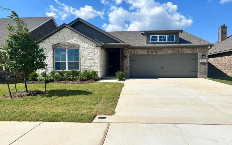 3527 Columbus Street, Gainesville, TX 76240, 4 Bedrooms Bedrooms, ,2 BathroomsBathrooms,Residential,For Sale,3527 Columbus Street,20894661