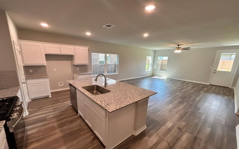 3527 Columbus Street, Gainesville, TX 76240, 4 Bedrooms Bedrooms, ,2 BathroomsBathrooms,Residential,For Sale,3527 Columbus Street,20894661