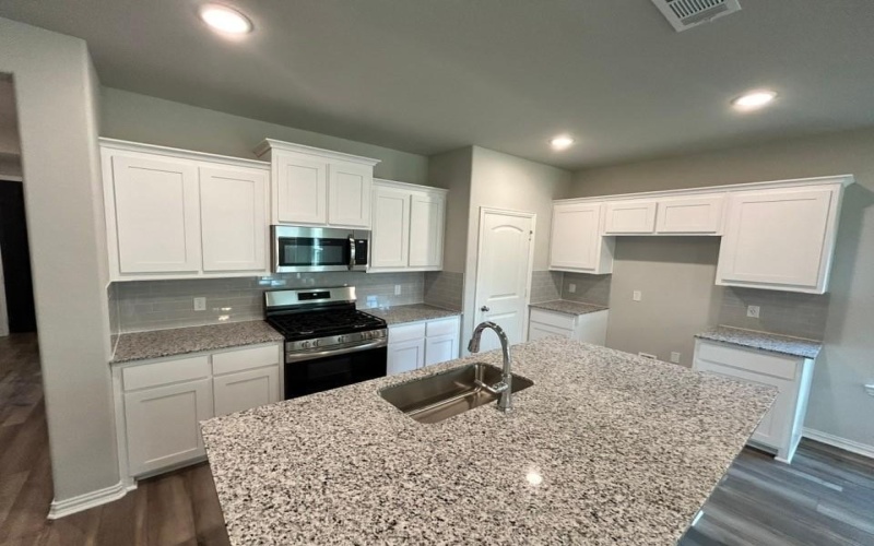 3527 Columbus Street, Gainesville, TX 76240, 4 Bedrooms Bedrooms, ,2 BathroomsBathrooms,Residential,For Sale,3527 Columbus Street,20894661