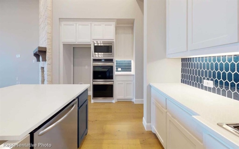 905 Shady Oaks Drive, Rockwall, TX 75087, 4 Bedrooms Bedrooms, ,5 BathroomsBathrooms,Residential,For Sale,905 Shady Oaks Drive,20894738