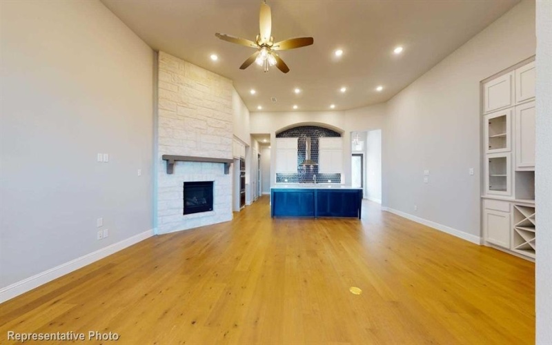 905 Shady Oaks Drive, Rockwall, TX 75087, 4 Bedrooms Bedrooms, ,5 BathroomsBathrooms,Residential,For Sale,905 Shady Oaks Drive,20894738