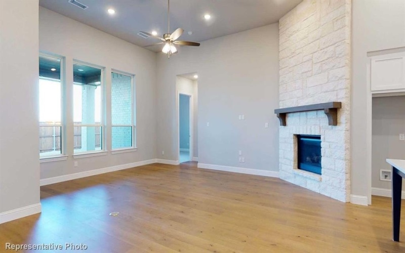905 Shady Oaks Drive, Rockwall, TX 75087, 4 Bedrooms Bedrooms, ,5 BathroomsBathrooms,Residential,For Sale,905 Shady Oaks Drive,20894738