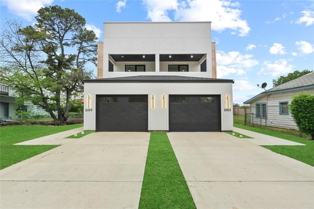 5305 Colonial Avenue, Dallas, TX 75215, 4 Bedrooms Bedrooms, ,3 BathroomsBathrooms,Residential,For Sale,5305 Colonial Avenue,20894748