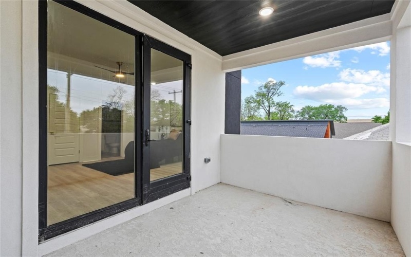 5305 Colonial Avenue, Dallas, TX 75215, 4 Bedrooms Bedrooms, ,3 BathroomsBathrooms,Residential,For Sale,5305 Colonial Avenue,20894748