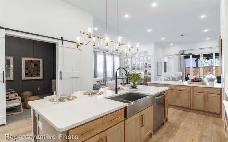 920 Montrose Drive, Rockwall, TX 75087, 4 Bedrooms Bedrooms, ,5 BathroomsBathrooms,Residential,For Sale,920 Montrose Drive,20894752