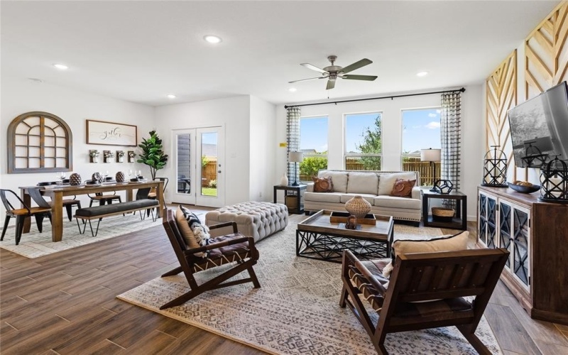 2820 Fox Trail Lane, Fort Worth, TX 76108, 3 Bedrooms Bedrooms, ,2 BathroomsBathrooms,Residential,For Sale,2820 Fox Trail Lane,20895343