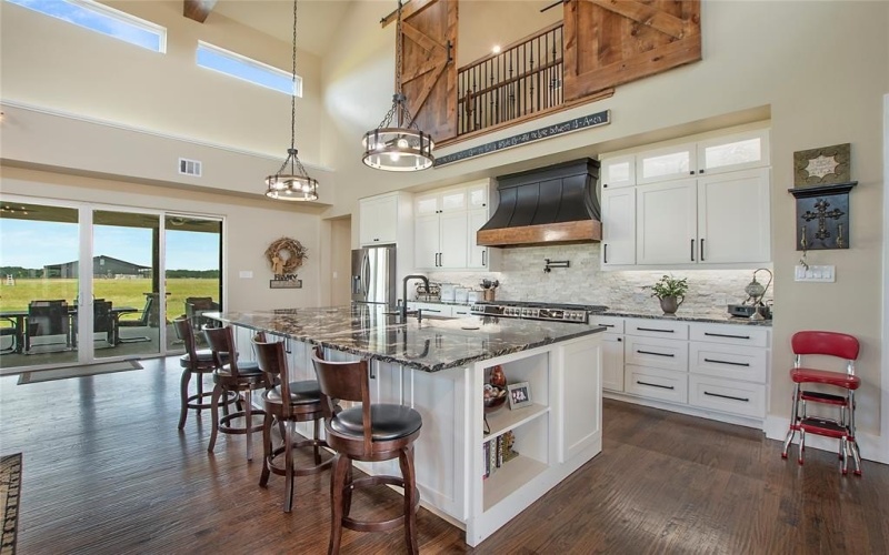3106 County Road 2526, Quinlan, TX 75474, 4 Habitaciones Habitaciones , ,5 BañosBaños,Residential,En Venta,3106 County Road 2526,20895345