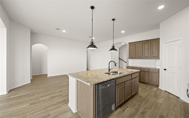 305 Pasture Drive, Midlothian, TX 76065, 4 Habitaciones Habitaciones , ,3 BañosBaños,Residential,En Venta,305 Pasture Drive,20895450