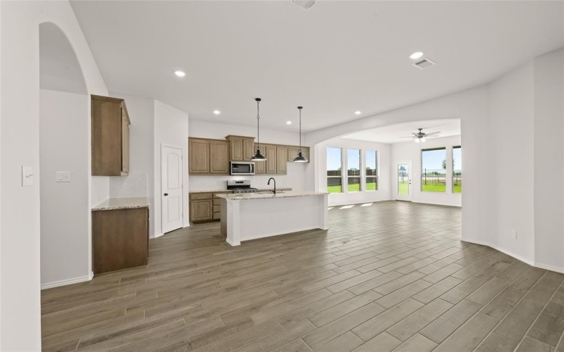 305 Pasture Drive, Midlothian, TX 76065, 4 Habitaciones Habitaciones , ,3 BañosBaños,Residential,En Venta,305 Pasture Drive,20895450
