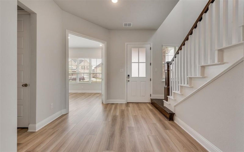 7111 Daytona Mews, Rowlett, TX 75088, 3 Bedrooms Bedrooms, ,2 BathroomsBathrooms,Residential,For Sale,7111 Daytona Mews,20893283
