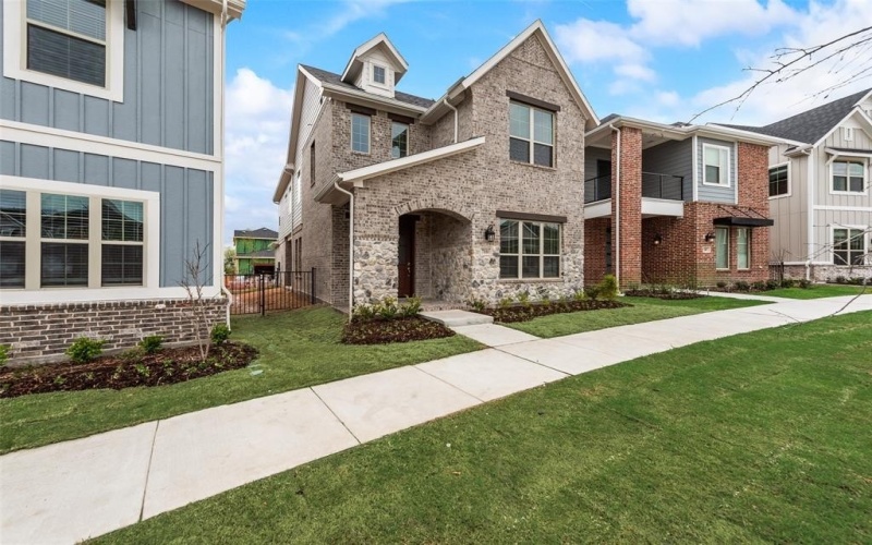 7111 Daytona Mews, Rowlett, TX 75088, 3 Bedrooms Bedrooms, ,2 BathroomsBathrooms,Residential,For Sale,7111 Daytona Mews,20893283