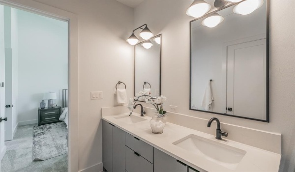 2210 Shea Road #104, Dallas, TX 75235, 2 Bedrooms Bedrooms, ,2 BathroomsBathrooms,Residential,For Sale,2210 Shea Road,20895485