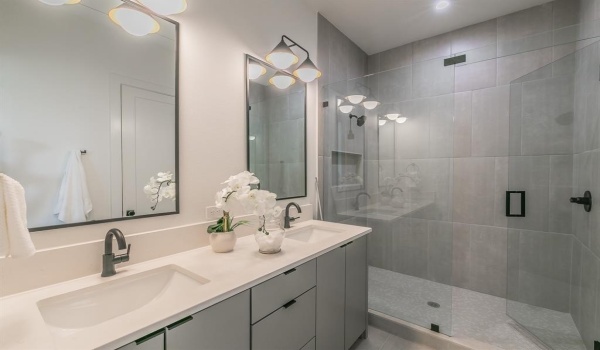 2210 Shea Road #104, Dallas, TX 75235, 2 Bedrooms Bedrooms, ,2 BathroomsBathrooms,Residential,For Sale,2210 Shea Road,20895485