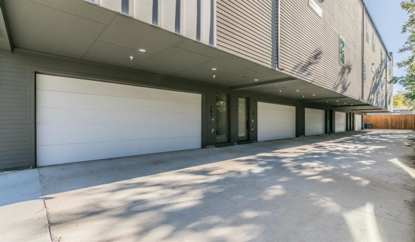 2210 Shea Road #104, Dallas, TX 75235, 2 Bedrooms Bedrooms, ,2 BathroomsBathrooms,Residential,For Sale,2210 Shea Road,20895485