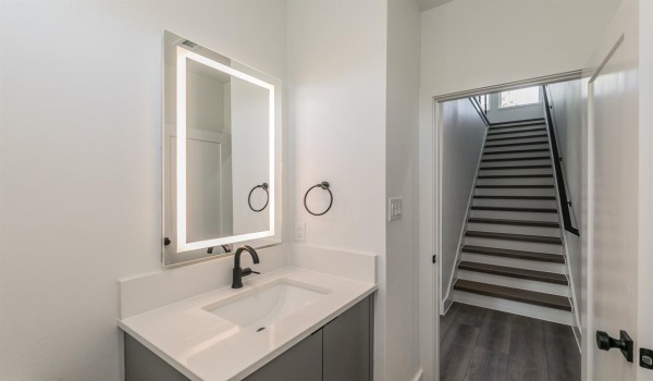 2210 Shea Road #104, Dallas, TX 75235, 2 Bedrooms Bedrooms, ,2 BathroomsBathrooms,Residential,For Sale,2210 Shea Road,20895485