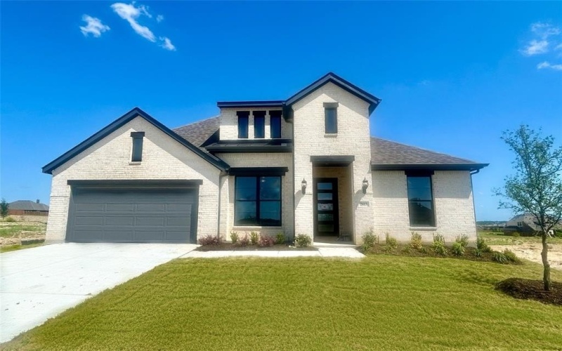 2613 Lee Street, Burleson, TX 76028, 4 Bedrooms Bedrooms, ,3 BathroomsBathrooms,Residential,For Sale,2613 Lee Street,20895496