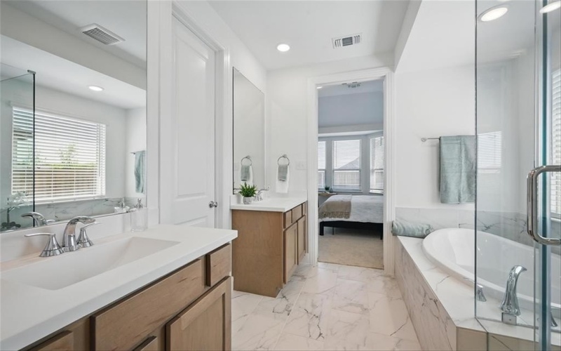 5160 Westhaven Circle, Denison, TX 75020, 3 Bedrooms Bedrooms, ,3 BathroomsBathrooms,Residential,For Sale,5160 Westhaven Circle,20895559