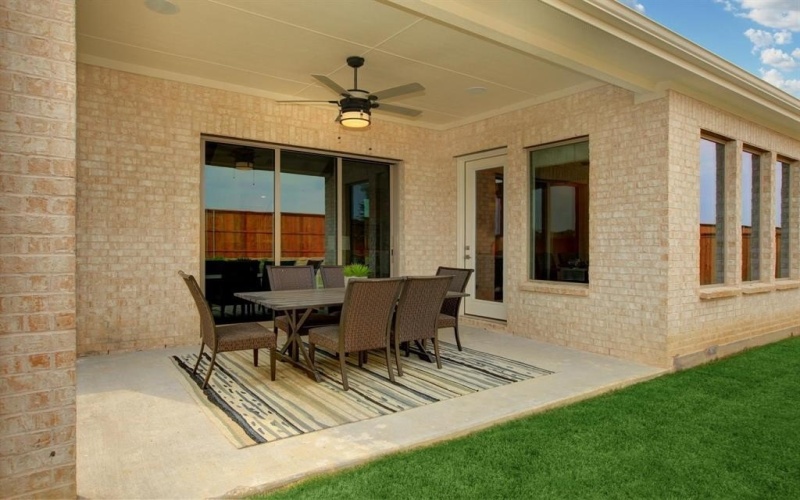 2406 Christopher Road, Mansfield, TX 76063, 4 Habitaciones Habitaciones , ,5 BañosBaños,Residential,En Venta,2406 Christopher Road,20895618