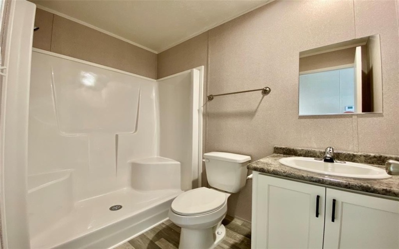 903 SW 24th Street, Mineral Wells, TX 76067, 4 Habitaciones Habitaciones , ,2 BañosBaños,Residential,En Venta,903 SW 24th Street,20893372