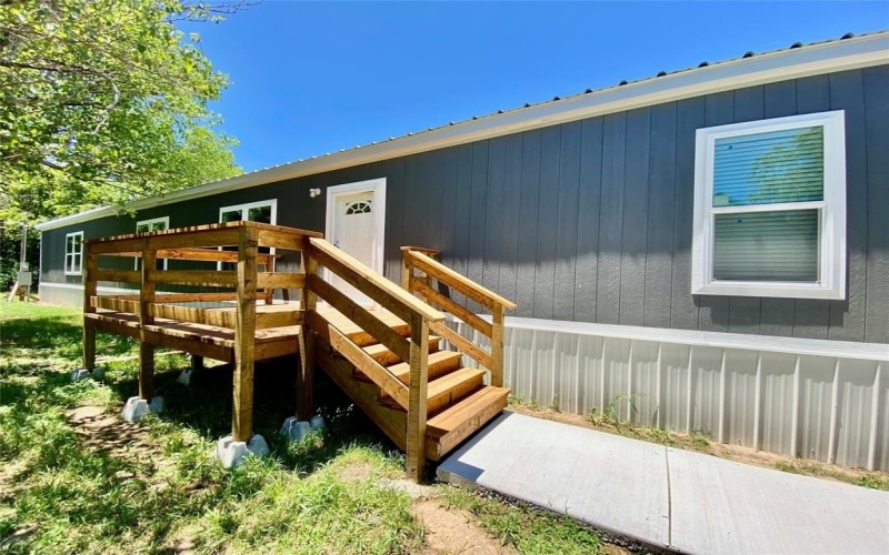 903 SW 24th Street, Mineral Wells, TX 76067, 4 Habitaciones Habitaciones , ,2 BañosBaños,Residential,En Venta,903 SW 24th Street,20893372