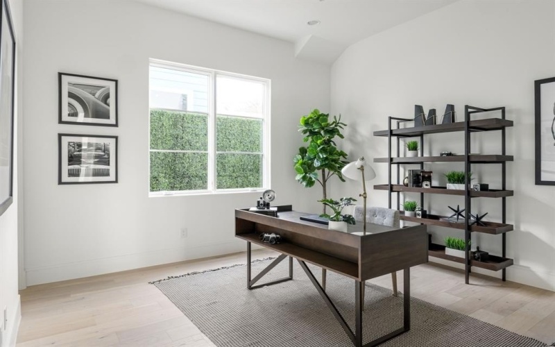 7526 Kenwell Street, Dallas, TX 75209, 5 Bedrooms Bedrooms, ,5 BathroomsBathrooms,Residential Lease,For Rent,7526 Kenwell Street,20897338