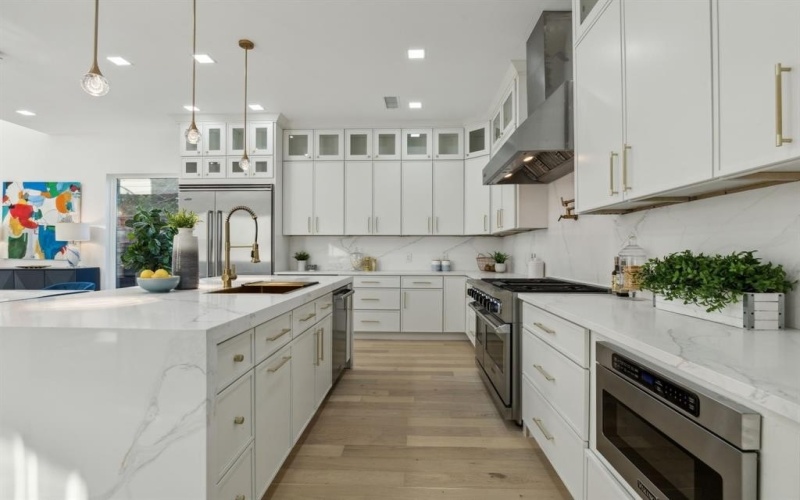 6541 Prosper Street, Dallas, TX 75209, 5 Bedrooms Bedrooms, ,6 BathroomsBathrooms,Residential,For Sale,6541 Prosper Street,20897744