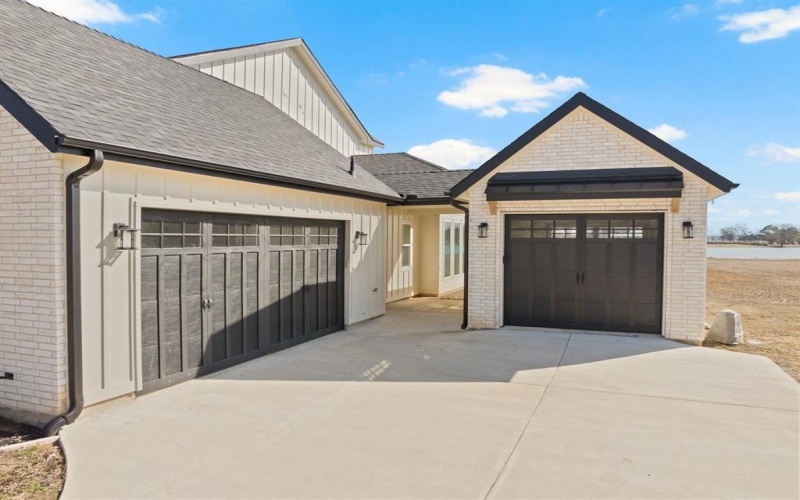 126 Private Road 2712, Mount Pleasant, TX 75455, 5 Bedrooms Bedrooms, ,3 BathroomsBathrooms,Residential,For Sale,126 Private Road 2712,20898035