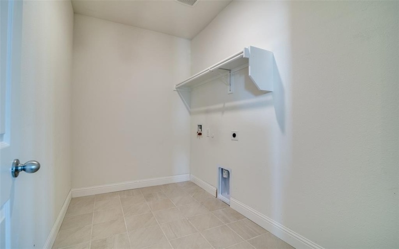 4039 Bedford Drive, Crandall, TX 75114, 4 Bedrooms Bedrooms, ,2 BathroomsBathrooms,Residential,For Sale,4039 Bedford Drive,20898060