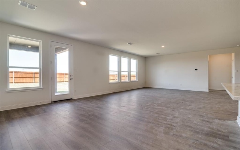 4039 Bedford Drive, Crandall, TX 75114, 4 Bedrooms Bedrooms, ,2 BathroomsBathrooms,Residential,For Sale,4039 Bedford Drive,20898060