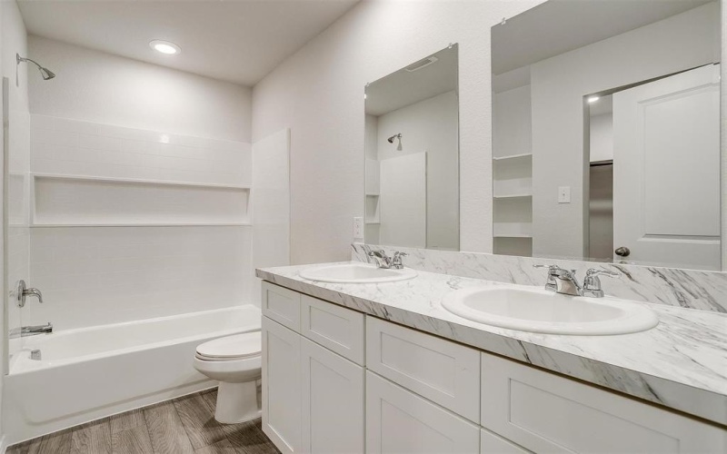 516 Quail Meadows Drive, Cleburne, TX 76031, 5 Bedrooms Bedrooms, ,3 BathroomsBathrooms,Residential Lease,For Rent,516 Quail Meadows Drive,20898090