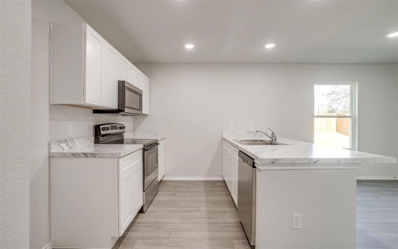 516 Quail Meadows Drive, Cleburne, TX 76031, 5 Bedrooms Bedrooms, ,3 BathroomsBathrooms,Residential Lease,For Rent,516 Quail Meadows Drive,20898090