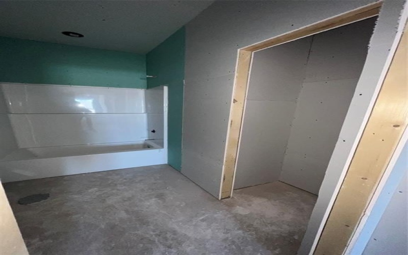 1932 High Noon, Abilene, TX 79602, 3 Bedrooms Bedrooms, ,2 BathroomsBathrooms,Residential,For Sale,1932 High Noon,20898125