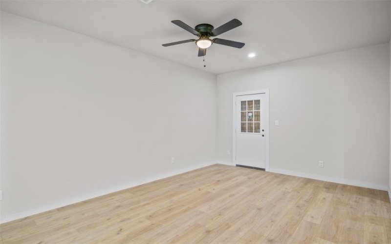 3315 Rutledge Street, Dallas, TX 75215, 3 Bedrooms Bedrooms, ,2 BathroomsBathrooms,Residential,For Sale,3315 Rutledge Street,20896252