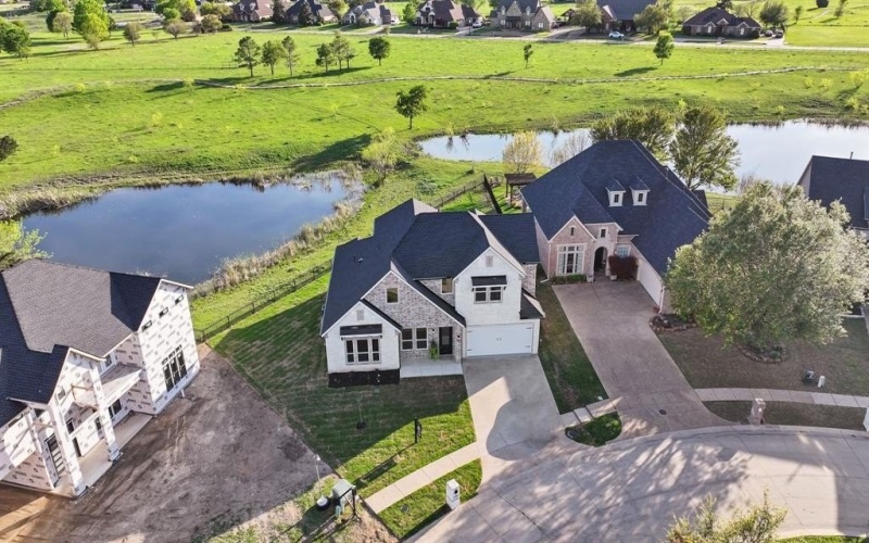 1703 Carnoustie Drive, Ennis, TX 75119, 3 Bedrooms Bedrooms, ,3 BathroomsBathrooms,Residential,For Sale,1703 Carnoustie Drive,20896274