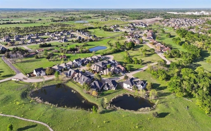 1703 Carnoustie Drive, Ennis, TX 75119, 3 Bedrooms Bedrooms, ,3 BathroomsBathrooms,Residential,For Sale,1703 Carnoustie Drive,20896274