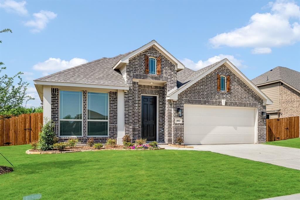 182 Creekside Drive, Sanger, TX 76266, 4 Habitaciones Habitaciones , ,3 BañosBaños,Residential,En Venta,182 Creekside Drive,20898166