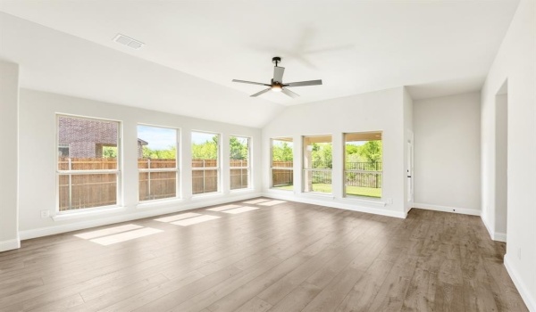 182 Creekside Drive, Sanger, TX 76266, 4 Habitaciones Habitaciones , ,3 BañosBaños,Residential,En Venta,182 Creekside Drive,20898166