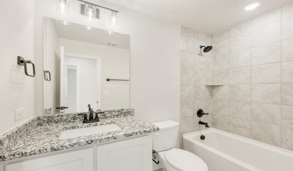 182 Creekside Drive, Sanger, TX 76266, 4 Habitaciones Habitaciones , ,3 BañosBaños,Residential,En Venta,182 Creekside Drive,20898166