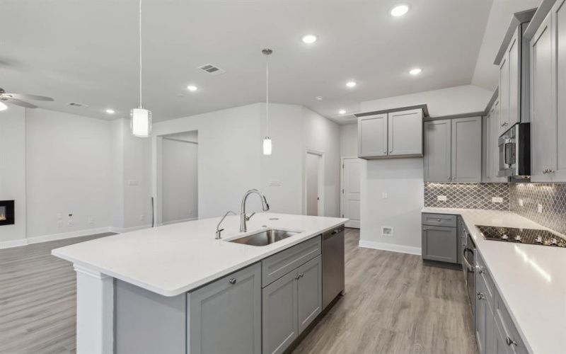 10329 Dittany Lane, Fort Worth, TX 76036, 3 Bedrooms Bedrooms, ,2 BathroomsBathrooms,Residential,For Sale,10329 Dittany Lane,20896500