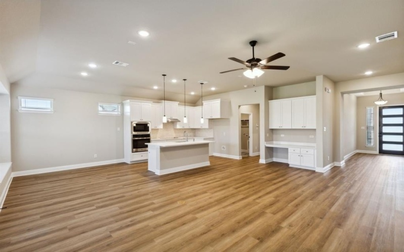 10361 Tapioca Street, Fort Worth, TX 76036, 3 Bedrooms Bedrooms, ,2 BathroomsBathrooms,Residential,For Sale,10361 Tapioca Street,20896561