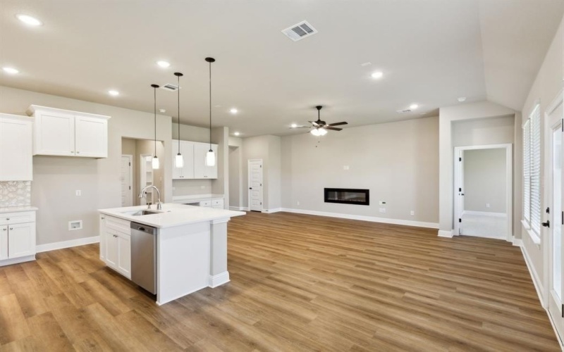 10361 Tapioca Street, Fort Worth, TX 76036, 3 Bedrooms Bedrooms, ,2 BathroomsBathrooms,Residential,For Sale,10361 Tapioca Street,20896561