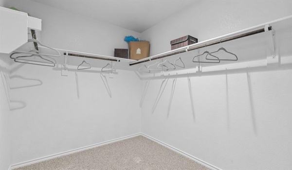 1008 INGALLS PARK Lane, Fort Worth, TX 76131, 4 Habitaciones Habitaciones , ,2 BañosBaños,Residential,En Venta,1008 INGALLS PARK Lane,20896628
