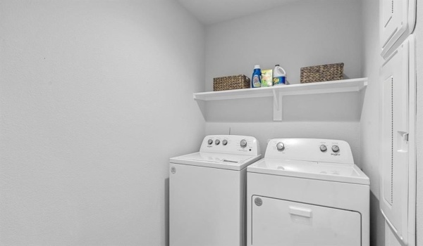 1008 INGALLS PARK Lane, Fort Worth, TX 76131, 4 Habitaciones Habitaciones , ,2 BañosBaños,Residential,En Venta,1008 INGALLS PARK Lane,20896628