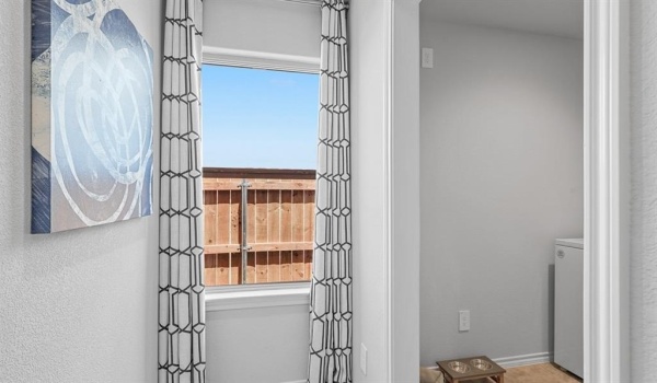 1008 INGALLS PARK Lane, Fort Worth, TX 76131, 4 Habitaciones Habitaciones , ,2 BañosBaños,Residential,En Venta,1008 INGALLS PARK Lane,20896628
