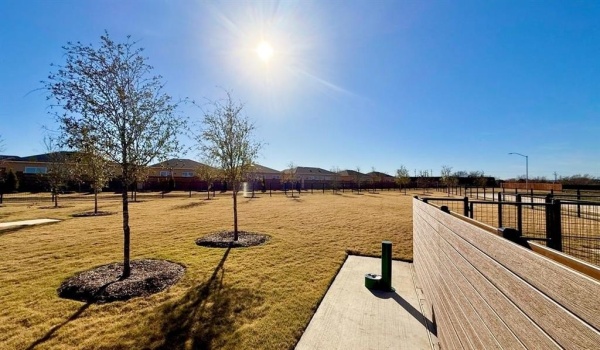 1008 INGALLS PARK Lane, Fort Worth, TX 76131, 4 Habitaciones Habitaciones , ,2 BañosBaños,Residential,En Venta,1008 INGALLS PARK Lane,20896628