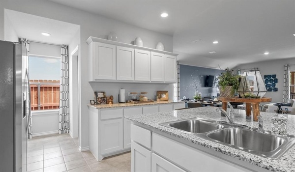 1008 INGALLS PARK Lane, Fort Worth, TX 76131, 4 Habitaciones Habitaciones , ,2 BañosBaños,Residential,En Venta,1008 INGALLS PARK Lane,20896628