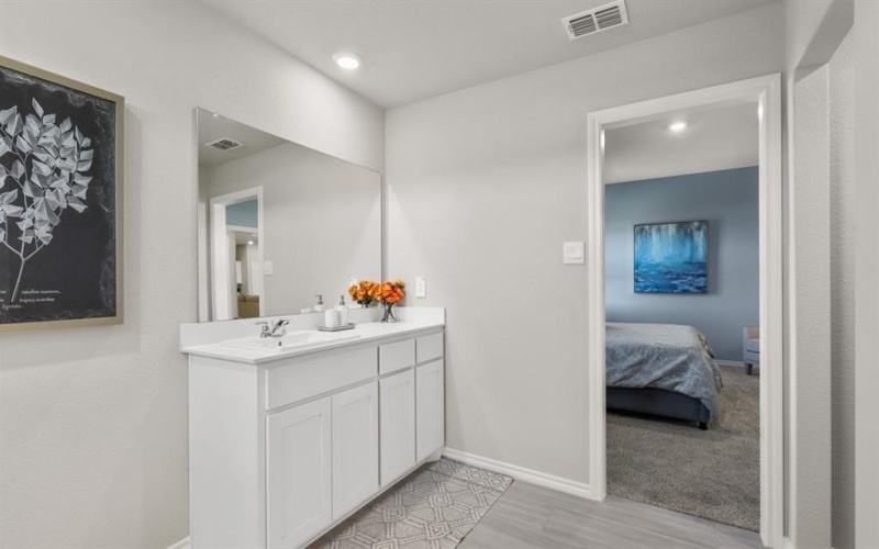 1013 INGALLS PARK Lane, Fort Worth, TX 76131, 4 Habitaciones Habitaciones , ,3 BañosBaños,Residential,En Venta,1013 INGALLS PARK Lane,20896654