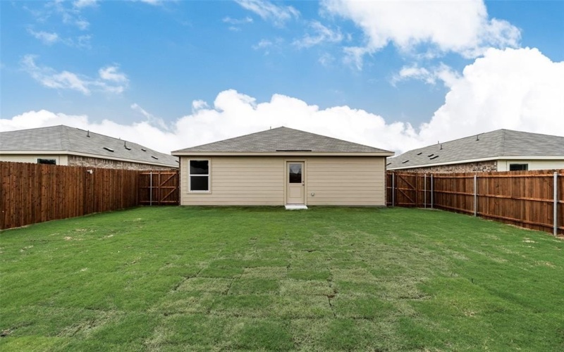 5022 Volunteer Drive, Ennis, TX 75119, 3 Bedrooms Bedrooms, ,2 BathroomsBathrooms,Residential,For Sale,5022 Volunteer Drive,20896675
