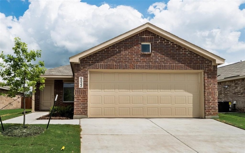 5022 Volunteer Drive, Ennis, TX 75119, 3 Bedrooms Bedrooms, ,2 BathroomsBathrooms,Residential,For Sale,5022 Volunteer Drive,20896675